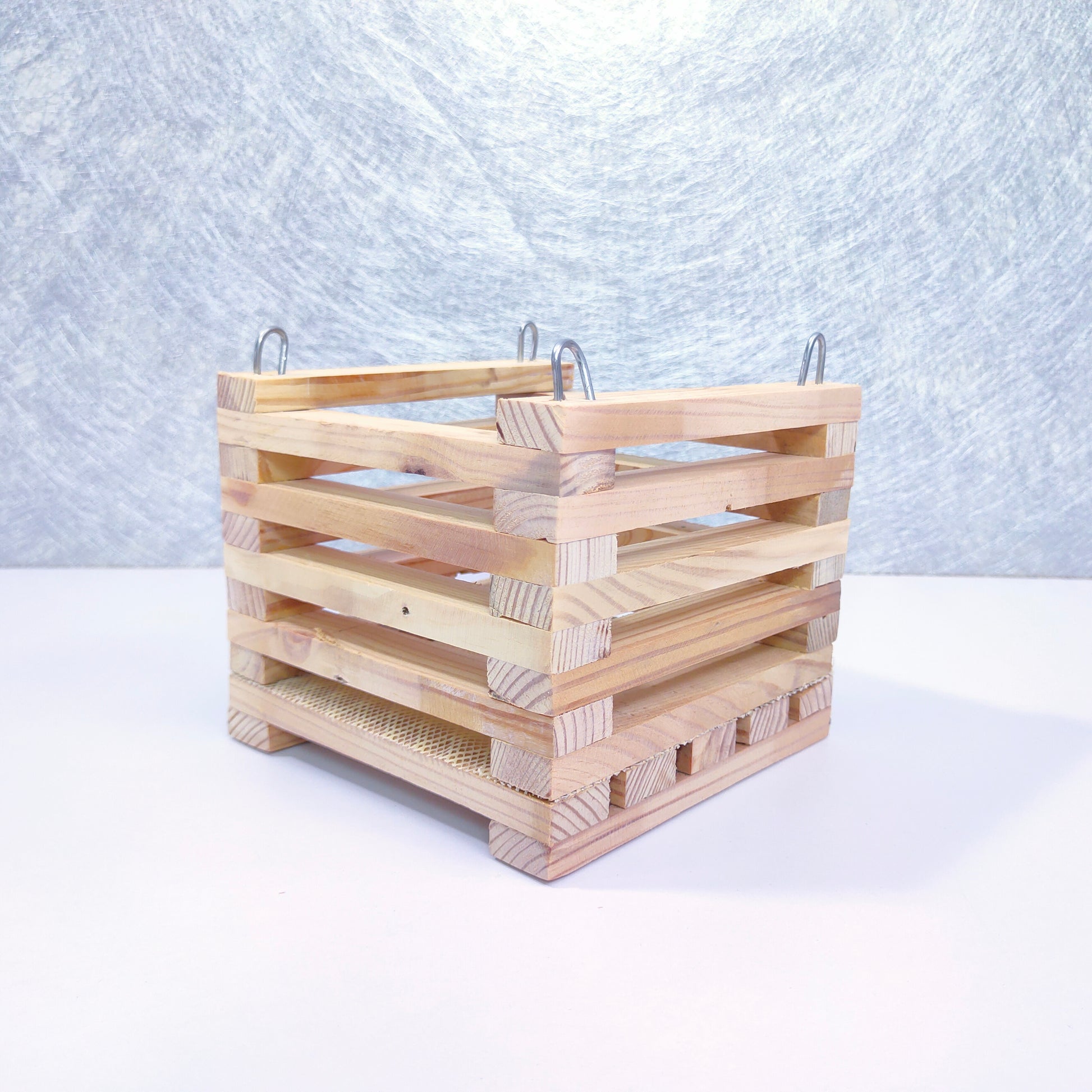 5 inch Wooden Hanging Planter - Buy Orchids Plants Online by Orchid-Tree.com